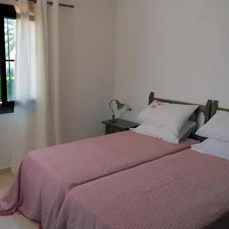 Georgianna Villa *